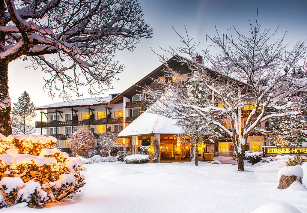 Ferienhaus Alpen Weihnachten 2022 Weihnachten am Eibsee Silvester in den Alpen EibseeHotel